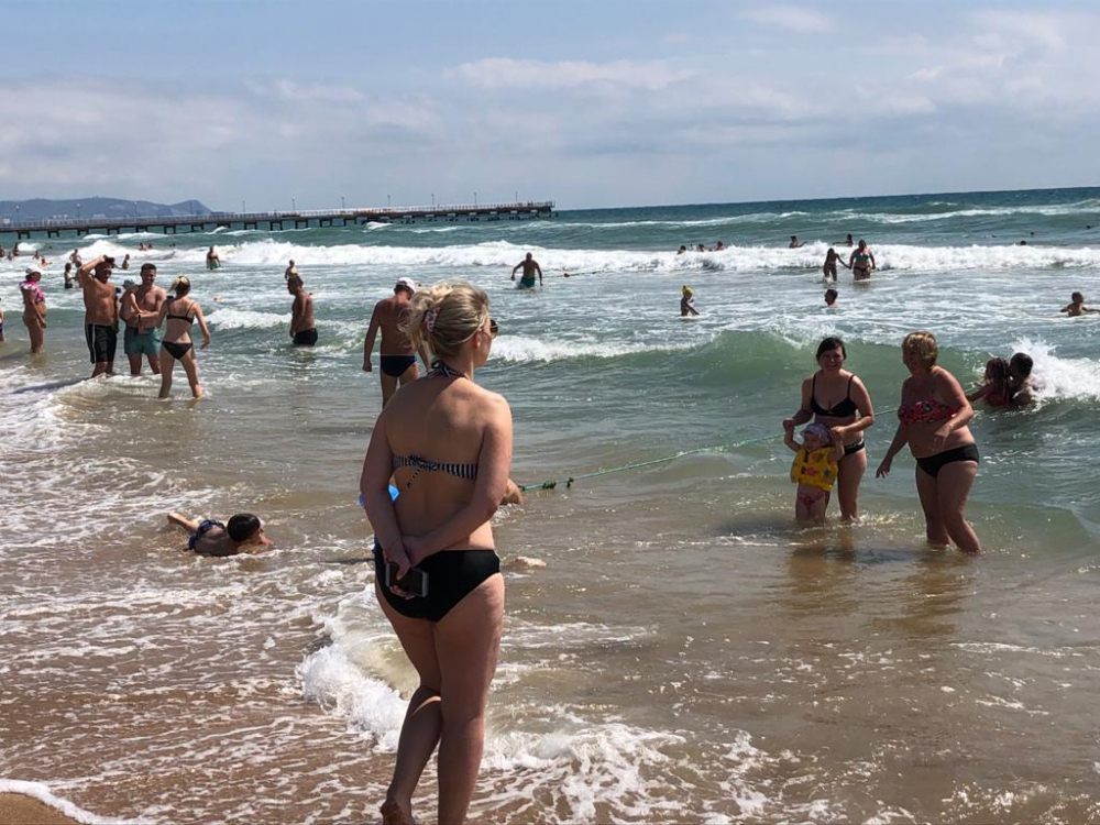 В Анапе снова продлен запрет на купание с надувными плавсредствами