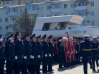 Парад Победы в Анапе: чеканили шаг офицеры, курсанты, кадеты