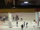 В Анапе на заправке мужчины устроили массовую драку