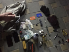 Двое мужчин воровали вещи из автомобилей в Витязево под Анапой