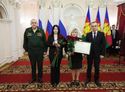 Семье погибшего участника СВО из Анапы передали Звезду Героя России
