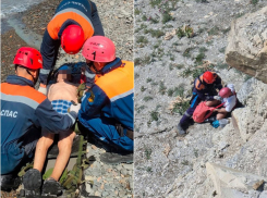 Проведены спасательные операции: в Анапе эвакуировали мужчину с пляжа в районе «300 ступеней» и девушку со скалы