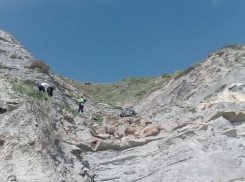 Падения с «800 ступеней» и кражи: что случилось в Анапе 