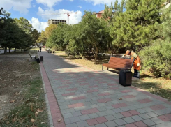 В Анапе обновляют тротуары, пандусы и общественные пространства
