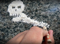 В Анапе у женщины изъяли наркотики