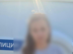 Полицейские Анапы спасли жизнь девушки в лесополосе