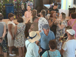 Гости со всей России приехали в «Винную деревню» под Анапой