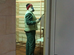 В Анапе ради травли тараканов в школе №5 освободили детей от уроков