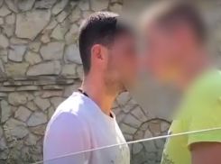 Лбами столкнула мужчин платная парковка на обочине под Анапой