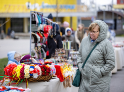 На арт-авеню в Анапе проходит праздничная ярмарка