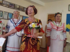 Секрет молодости: в 81 год анапчанка занимается спортом, работает, танцует и поёт