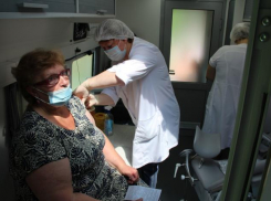 Многие анапчане против того, чтобы за отказ от вакцинации их отстраняли от работы