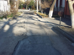 Дождутся ли жители ремонта дороги в переулке 8 Марта в Анапе? 