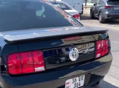 Водитель Ford Mustang ездил по Анапе без документов и был найден полицией