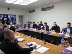 Забитая ливневка и неубранный песок – чем заняты коммунальщики Анапы