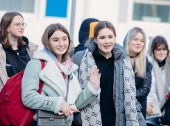 800 школьников со всей России приехали в анапскую «Смену»