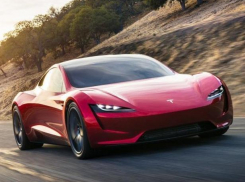 Компания «Tesla» презентовала самый быстрый в мире автомобиль