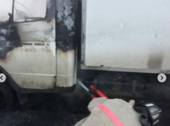 В Рассвете загорелась «Газель», а в Анапе водитель помчался по встречке