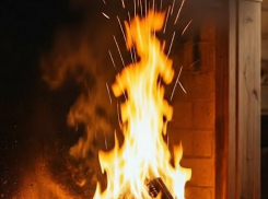 На Кубани полностью потушили пожар на НПЗ после атаки БПЛА