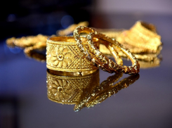 В Анапе у женщины похитили драгоценности на 20 тыс. рублей