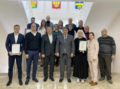 Победители грантовых конкурсов в Анапе удостоились почётных грамот