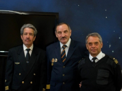 Экипажу самолета из Анапы за спасение пассажиров в 1996 году вручили Ордена мужества