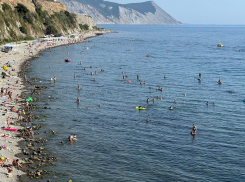 В День начала переселения казаков на Кубань в Анапе, в основном, малооблачно