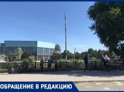 Главный минус курорта: туристы задыхаются от запаха канализации в Анапе 