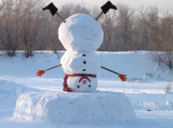 Как в Анапе собрать правильную команду для лепки снеговика