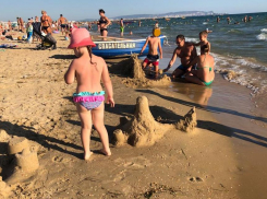 В Греции, в отличие от Анапы, туристам делают ПЦР-тесты бесплатно