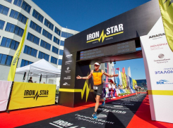 Дистанцию триатлона в Анапе преодолели более 1000 человек