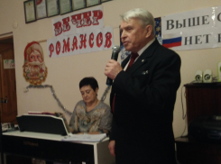 Бывший мэр Хабаровска поёт в Анапе