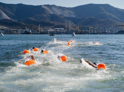 Власти Анапы приняли участие в спортивном фестивале «SWIMRUN»