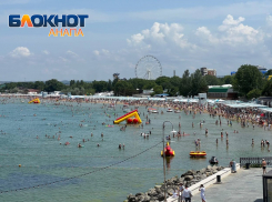 Изумрудное море и многолюдные пляжи: обстановка в Анапе 