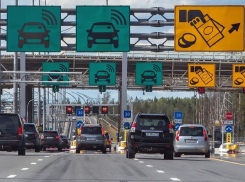 Анапчане – владельцы электромобилей – смогут бесплатно ездить по платным трассам