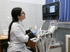 Выплаты по 1 млн рублей работникам соцсферы Анапы продолжатся и в 2023 году