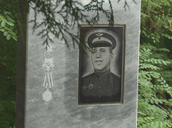 Памятник советскому офицеру восстановили в Анапе