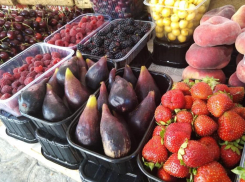 Почём сейчас, в июле,  фрукты и ягоды в Анапе?