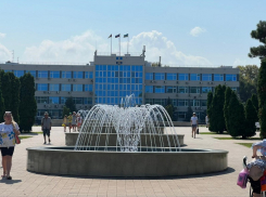 В День воздушного флота России в Анапе солнечно и жарко