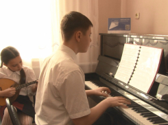 Более 10 новых музыкальных инструментов появилось в анапской Детской школе искусств