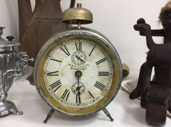 Анапские воришки плюнули на деньги и утащили безделушки