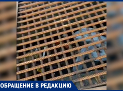 Возле будущего «Табриса» ливнёвка завалена мусором: анапчанка прислала видео