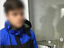 В Анапе задержали парня, рисовавшего на стенах домов рекламу наркотиков