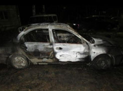 В посёлке под Анапой парень поджёг автомобиль своего знакомого