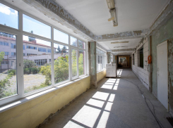 Прокурор Краснодарского края проверил главные социальные и спортивные объекты Гостагаевской