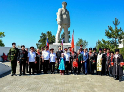 В память о погибших в 1943 году моряках-десантниках в Анапе устроили митинг – реквием