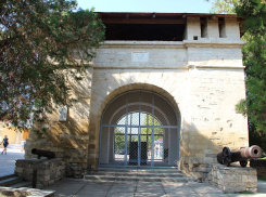 Анапский памятник «Русские ворота» вошел в ТОП самых интересных крепостей России