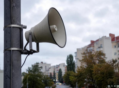 Сирены в Анапе звучали почти без пауз: за сутки ПВО уничтожила сотни беспилотников над Россией