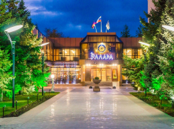 Директор санатория «Эллада» в Анапе опроверг информацию о массовой отмене бронирования  в Анапу