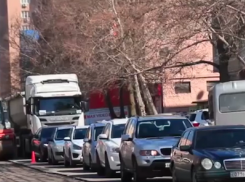 На улице Лермонтова в Анапе машины уже в ближайшие дни поедут в три полосы